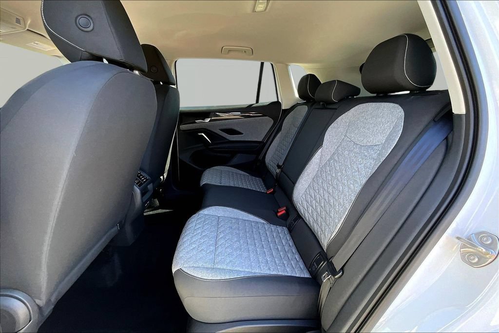 Used 2025 Volkswagen Tiguan S FWD image 23