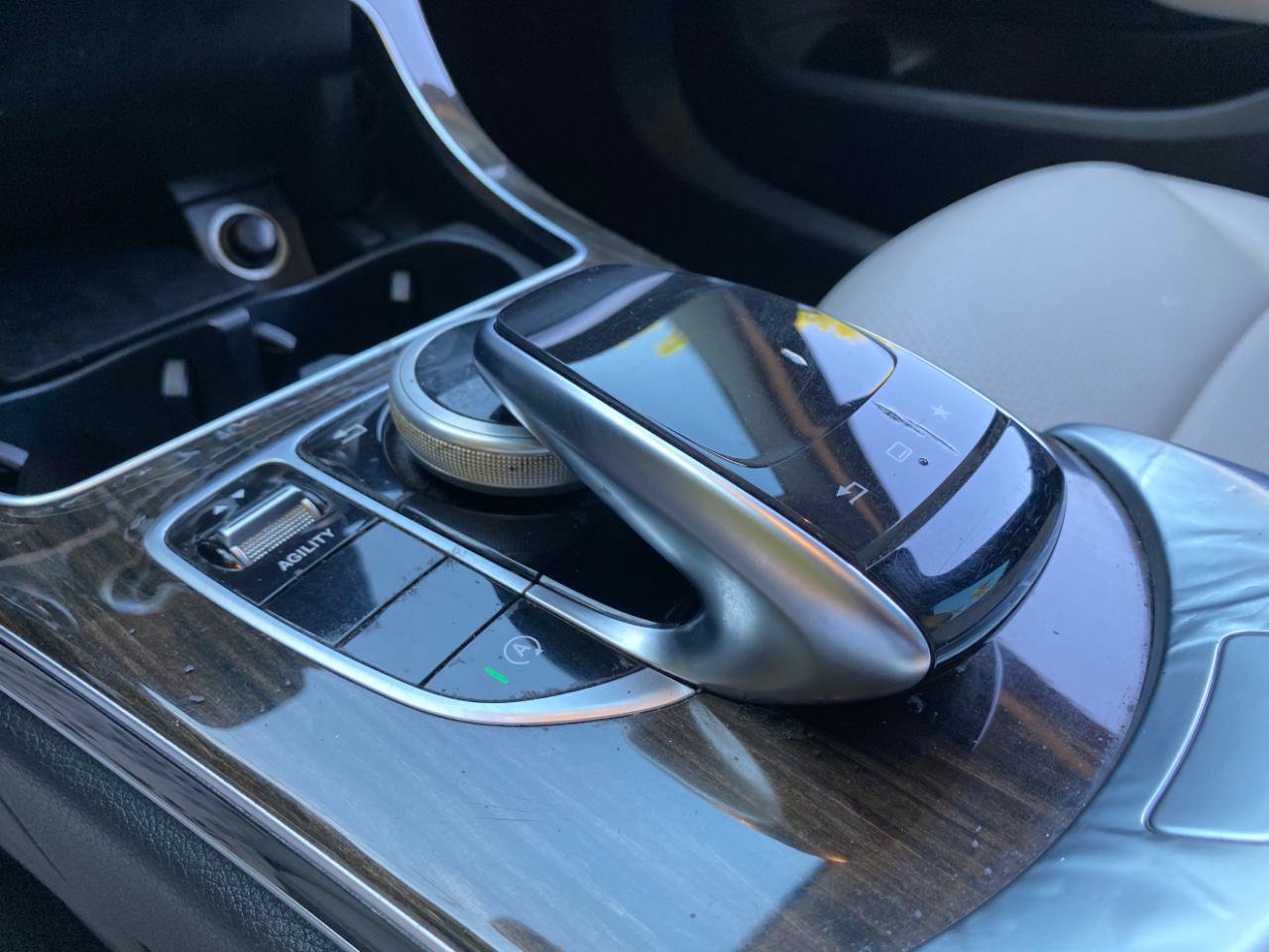 Used 2015 Mercedes-Benz C 300 Sedan image 54
