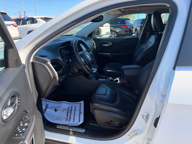 Used 2019 Jeep Cherokee Limited AWD/4WD image 10