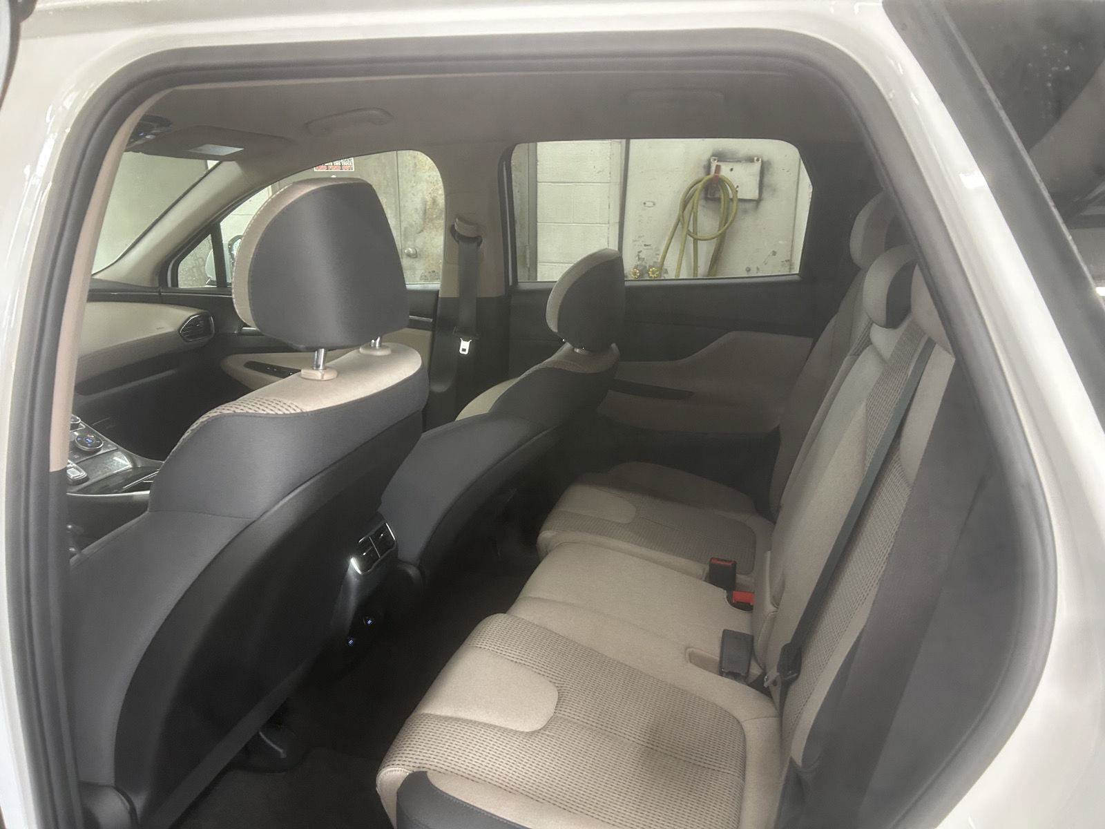 Used 2023 Hyundai Santa Fe SE AWD/4WD image 24