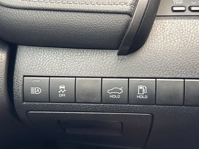 Used 2022 Toyota Camry SE AWD/4WD image 24