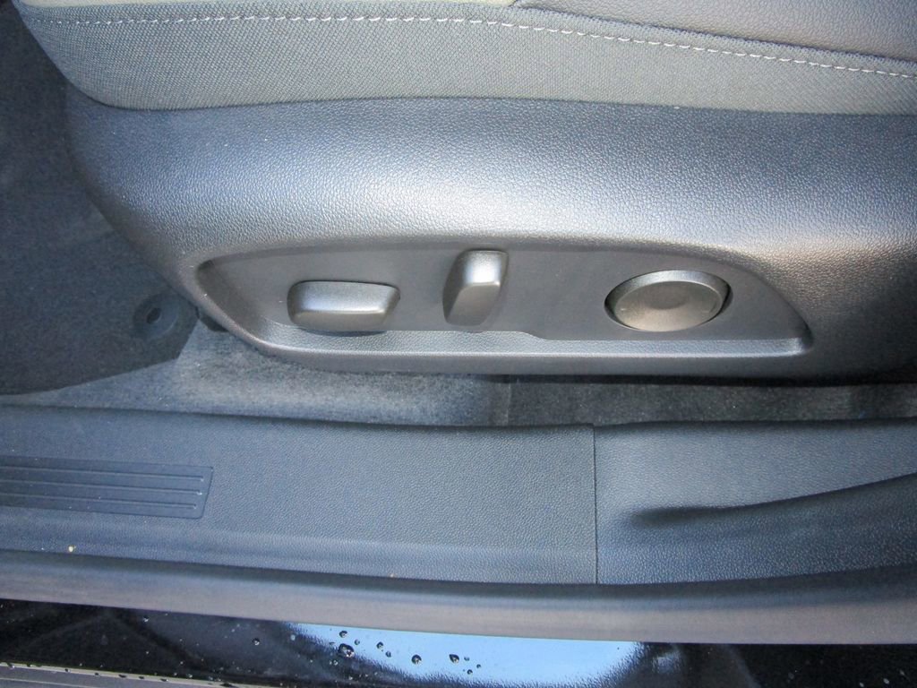 New 2026 Chevrolet Equinox LT w/ Convenience Package II image 24