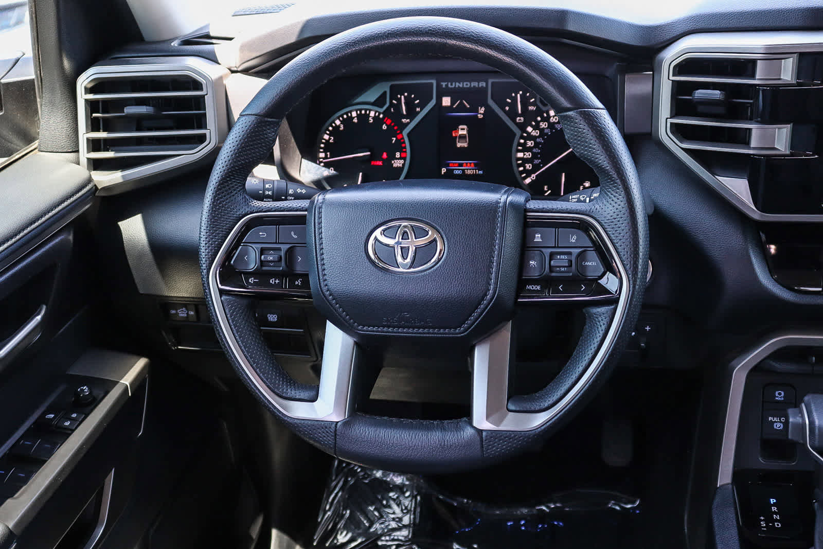 Used 2024 Toyota Tundra SR5 w/ SR5 Premium Package AWD/4WD image 19