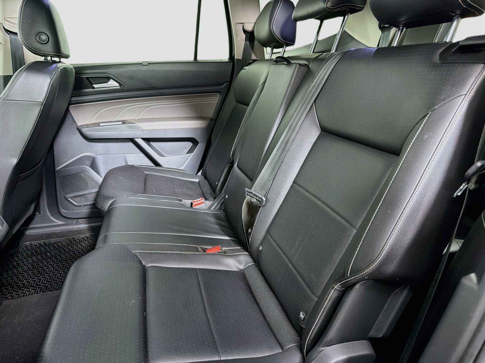 Certified 2023 Volkswagen Atlas SE w/ Panoramic Sunroof Package FWD image 24