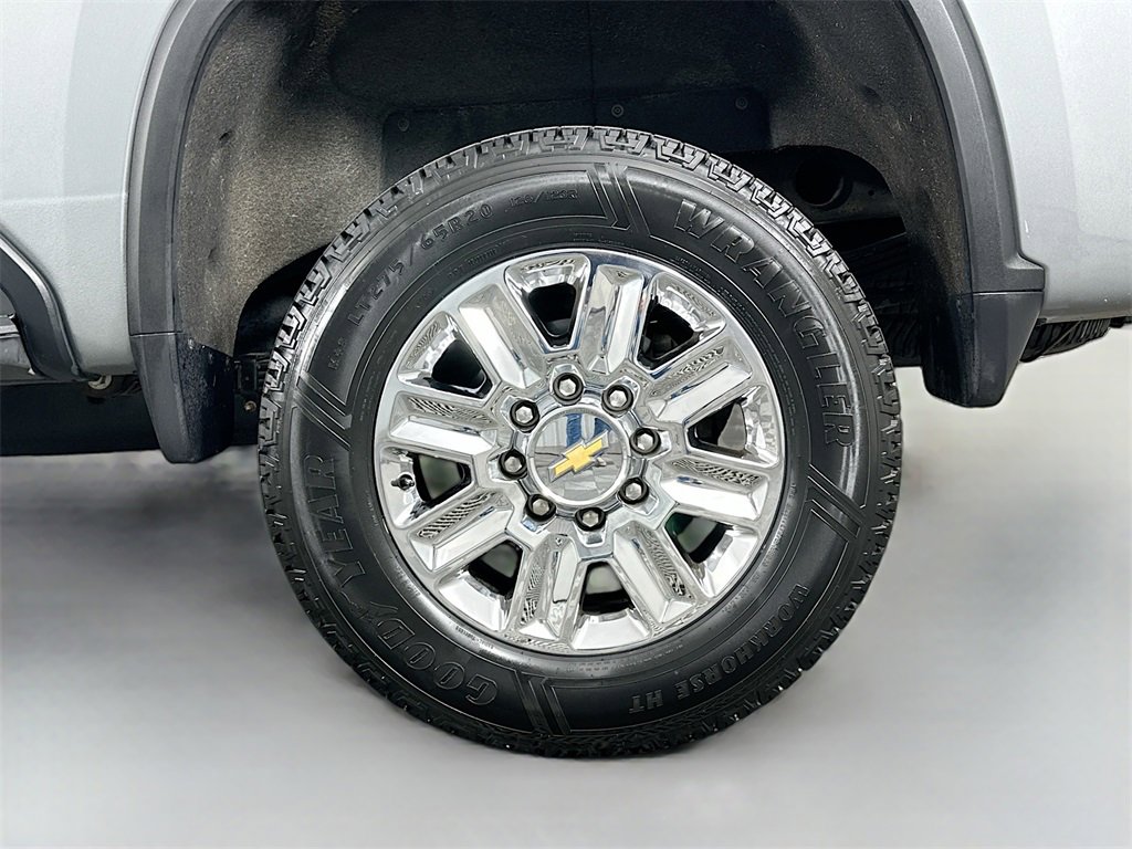 Used 2024 Chevrolet Silverado 2500 High Country image 31