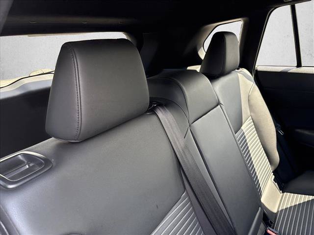 Certified 2023 Toyota Corolla Cross AWD Hybrid w/ Convenience Package image 25