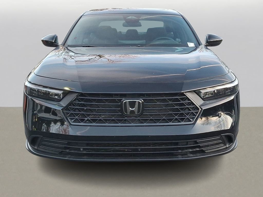 Used 2023 Honda Accord Sport image 2