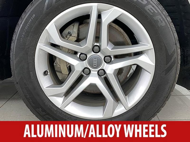 Used 2019 Audi Q5 2.0T Premium w/ Convenience Package image 8