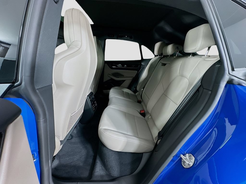Certified 2026 Porsche Macan Electric RWD image 24