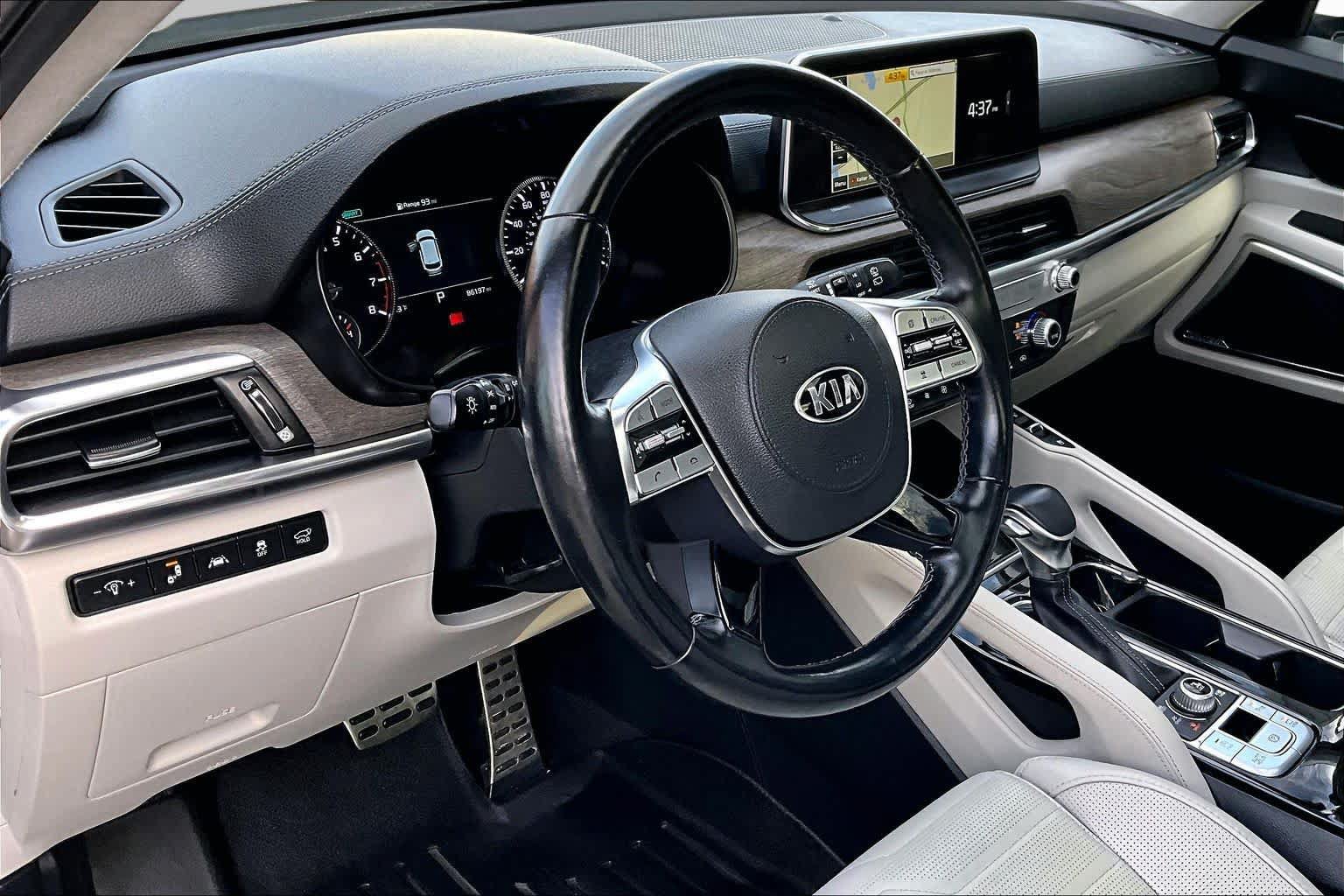 Used 2020 Kia Telluride SX w/ SX Prestige Package AWD/4WD image 16