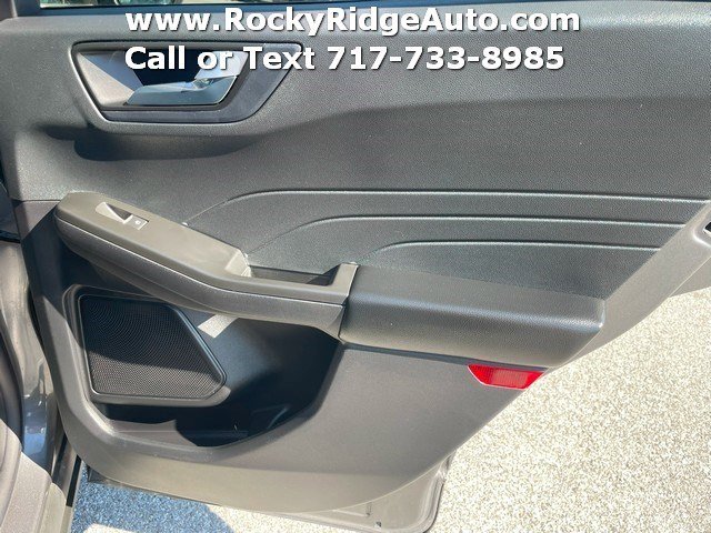 Used 2022 Ford Escape SEL w/ Class II Trailer Tow Package image 43