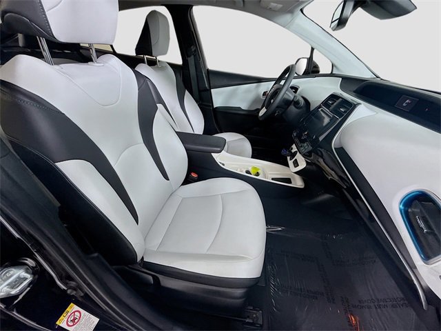 Certified 2016 Toyota Prius Four image 27