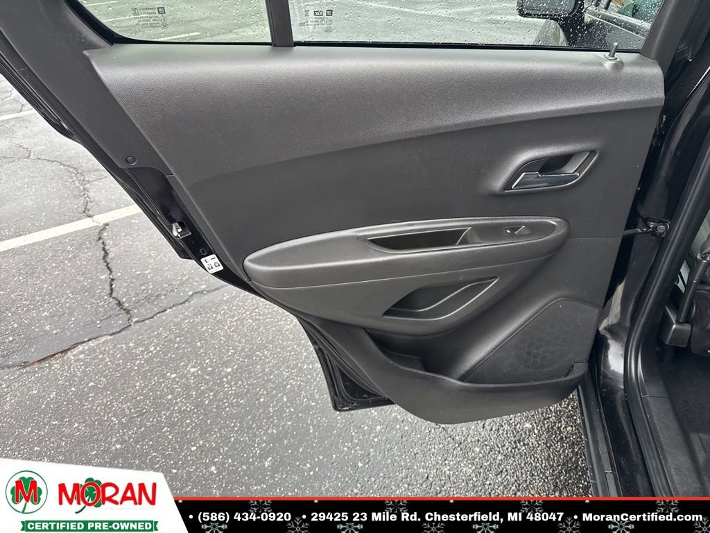 Used 2021 Chevrolet Trax LS w/ Tint and Cruise Package image 21