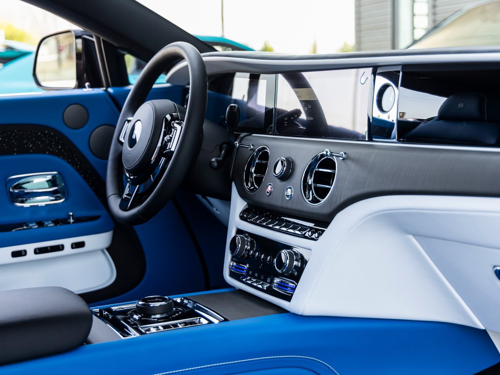 New 2025 Rolls-Royce Spectre image 49