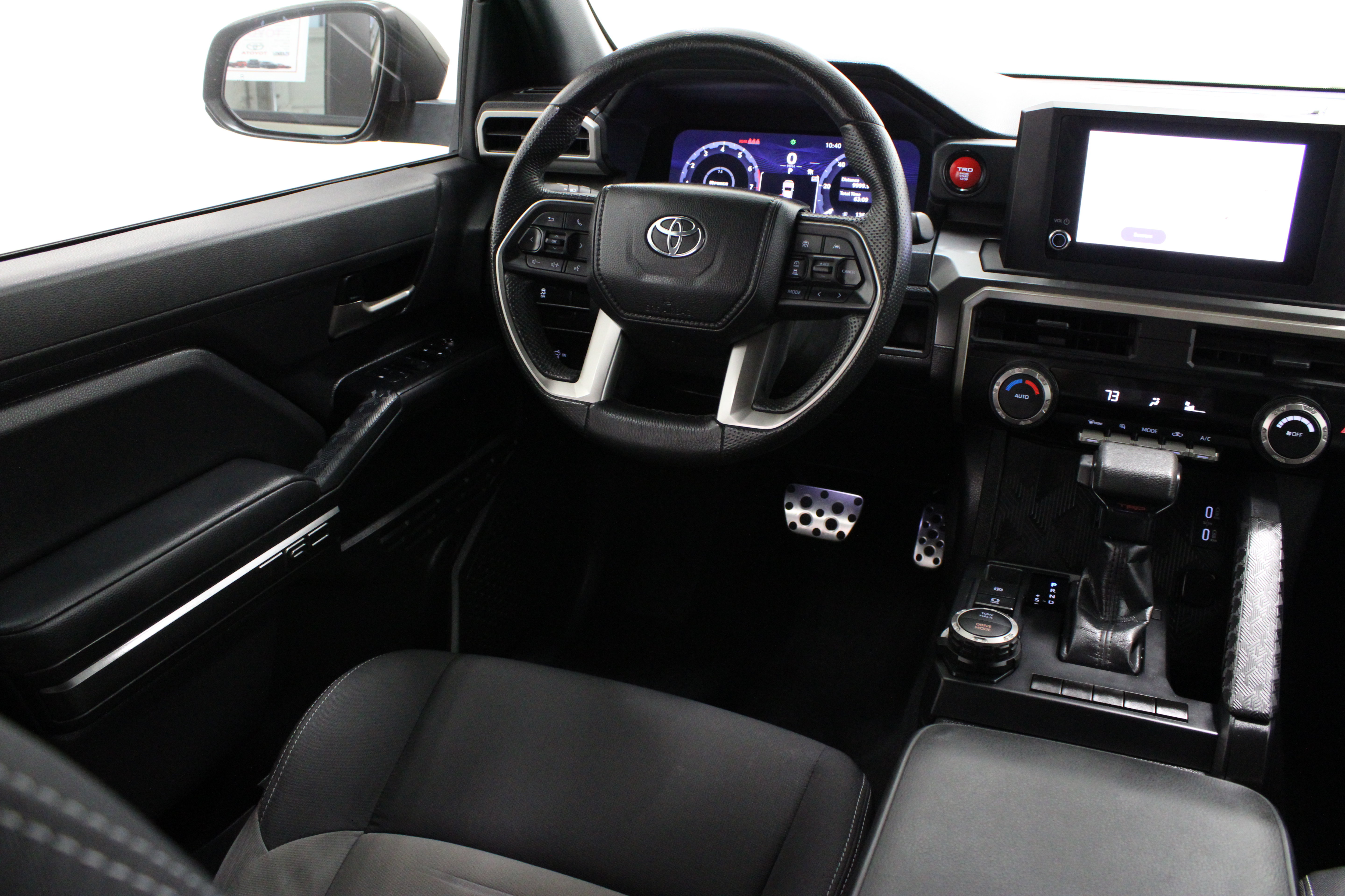 Used 2024 Toyota Tacoma TRD Sport AWD/4WD image 30
