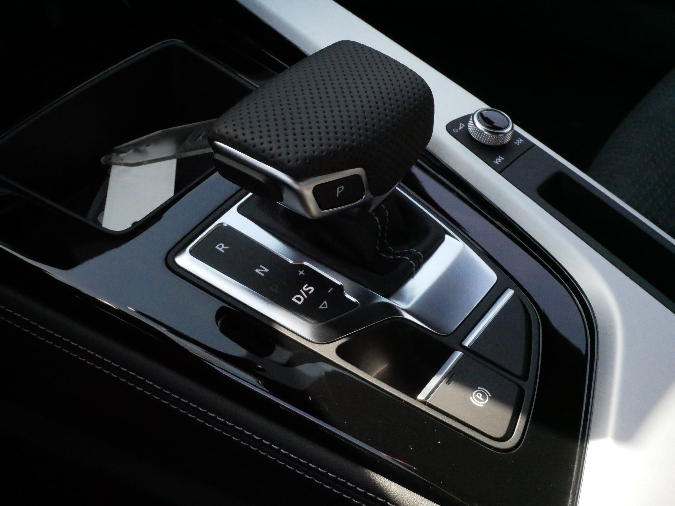 Used 2024 Audi A5 2.0T Premium Plus w/ Premium Plus image 24