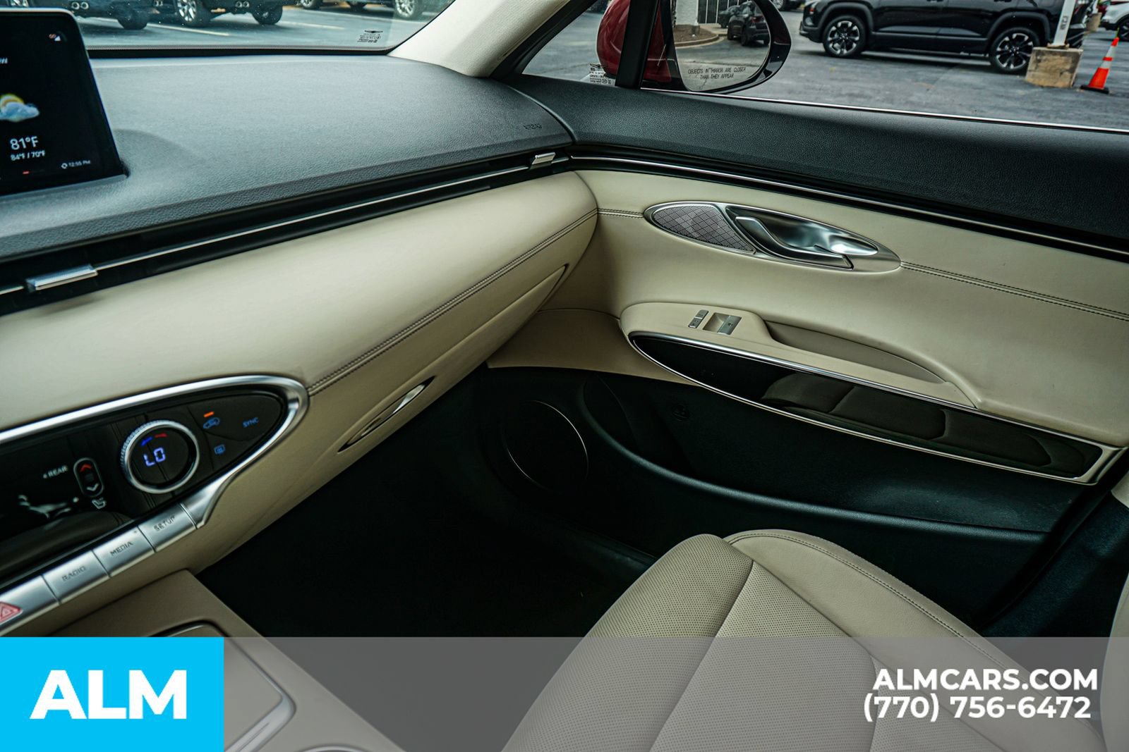 Used 2022 Genesis GV70 2.5T AWD/4WD image 48
