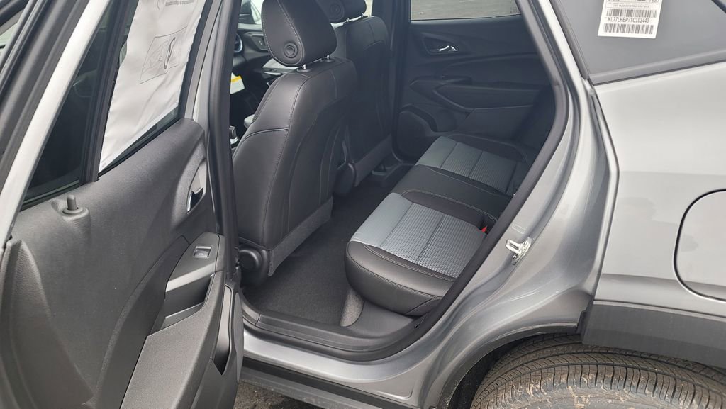 New 2026 Chevrolet Trax LT image 25