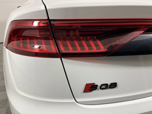 Used 2023 Audi SQ8 Prestige image 25