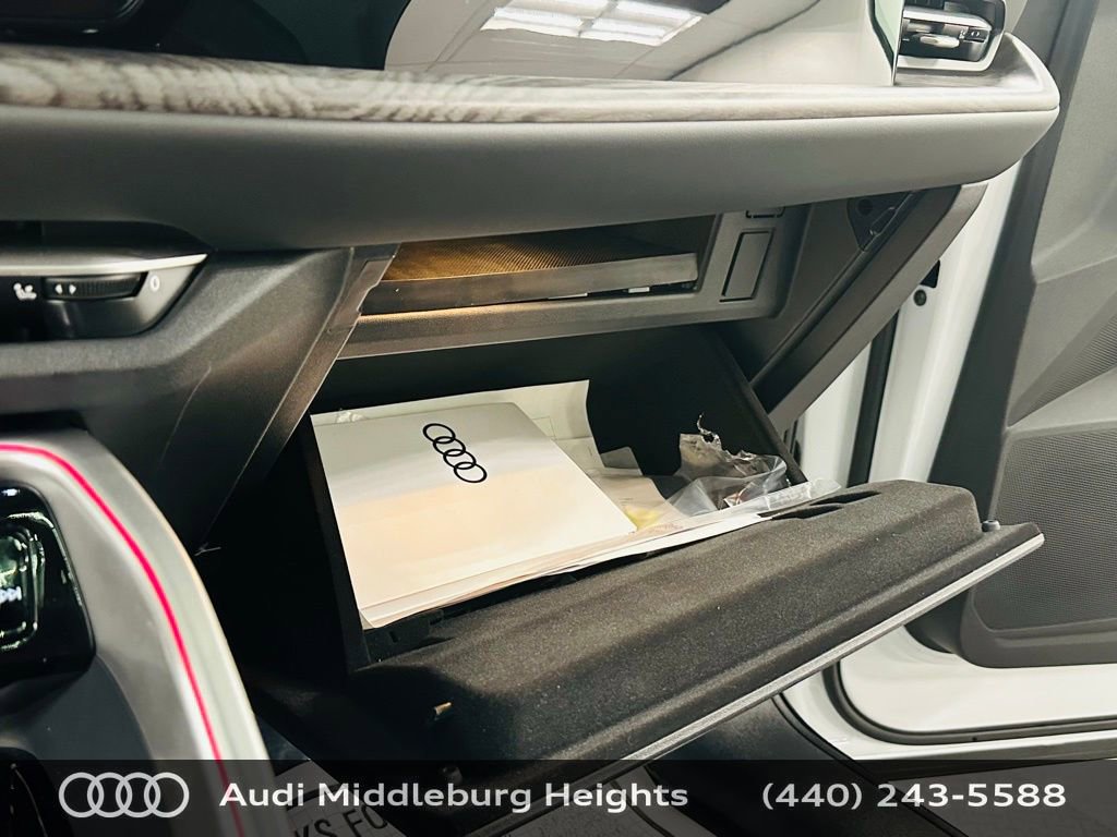 Certified 2025 Audi Q5 Premium w/ Convenience Package image 21
