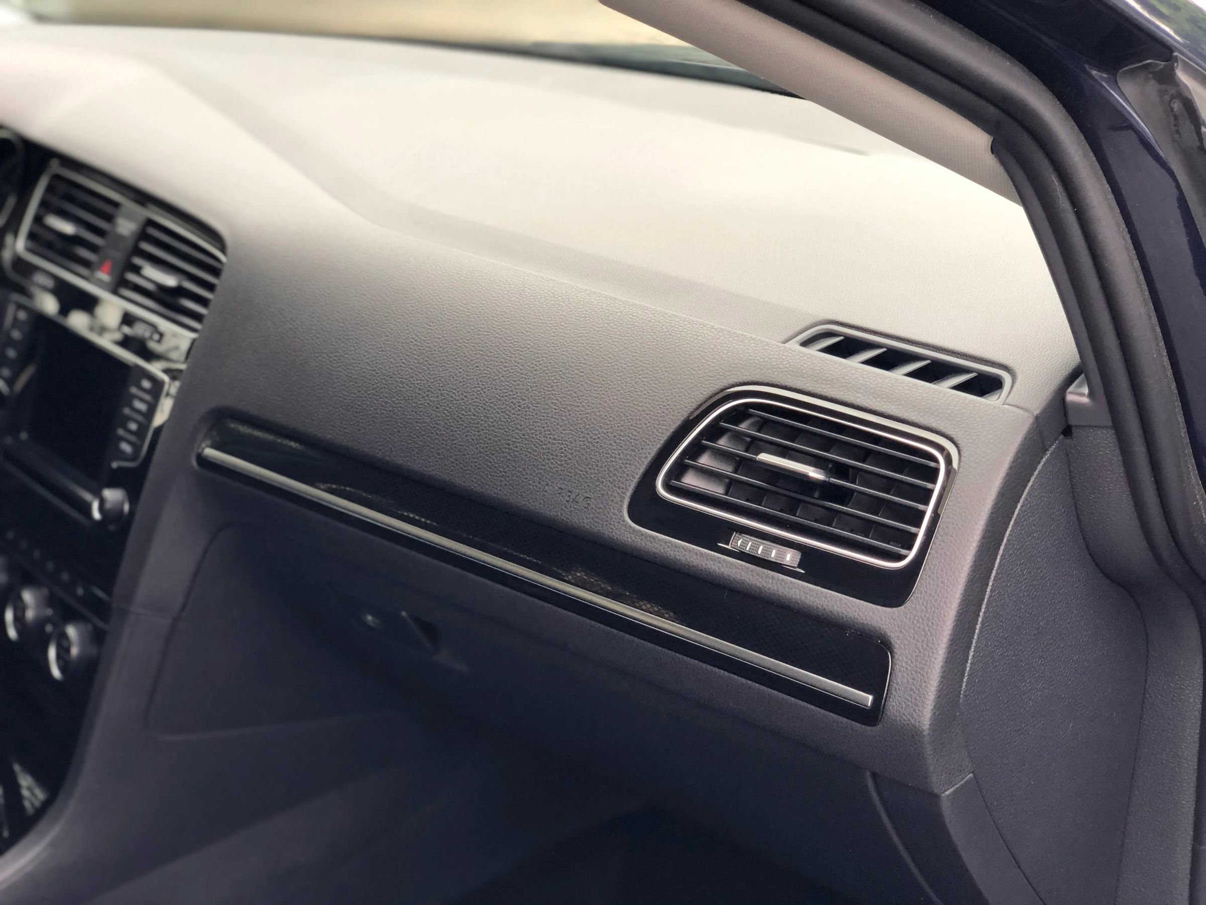 Used 2015 Volkswagen Golf SEL w/ Lighting Package (SEL) image 24