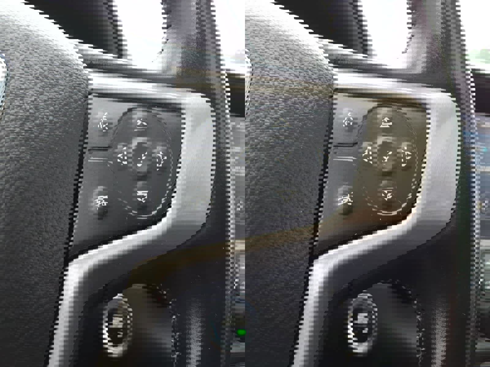 Used 2022 GMC Terrain Denali image 17