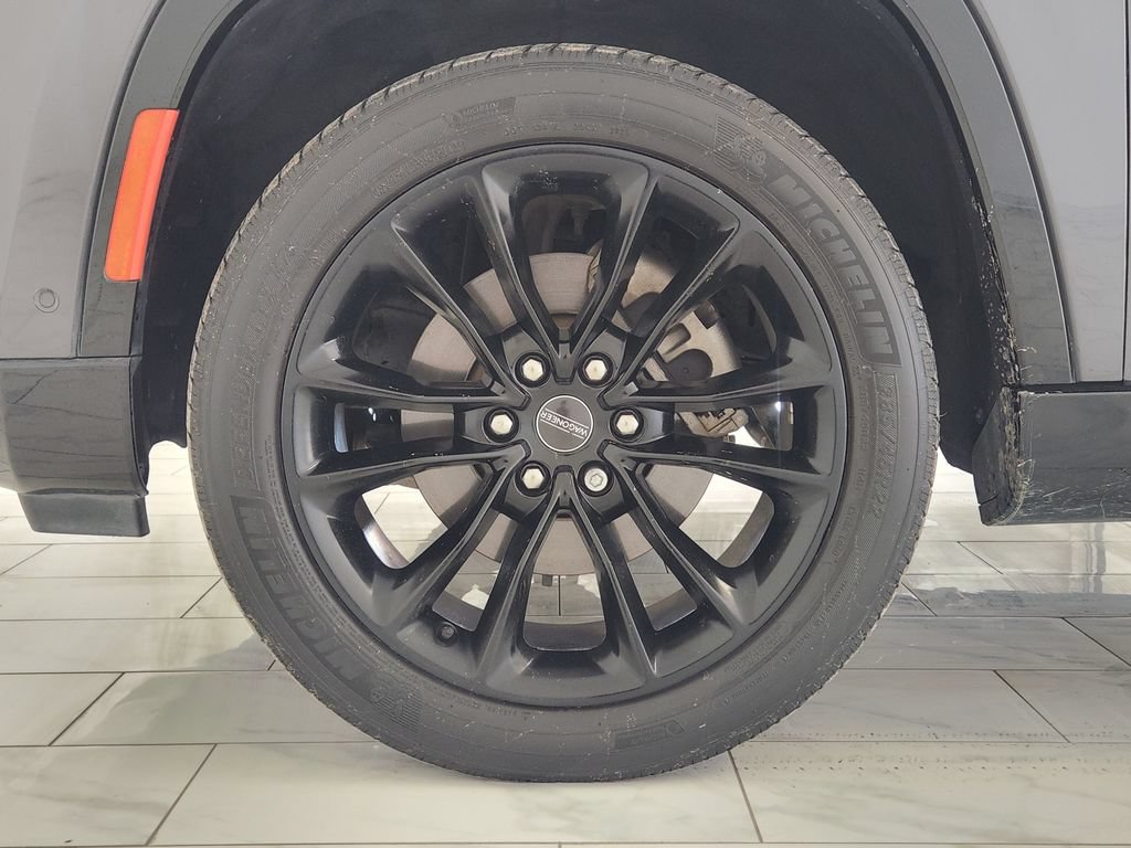 Used 2022 Jeep Wagoneer Series II w/ Premium Group I RWD image 10