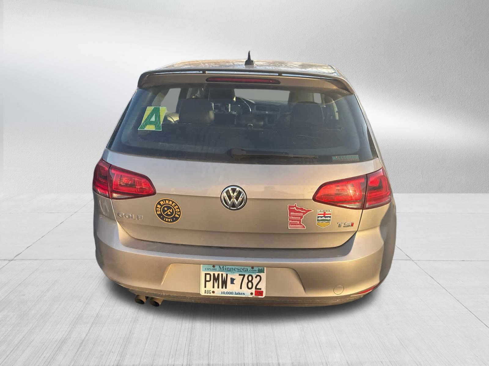 Used 2017 Volkswagen Golf S image 3