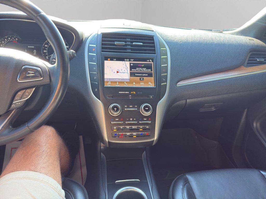 Used 2019 Lincoln MKC Reserve w/ MKC Technology Package FWD image 24