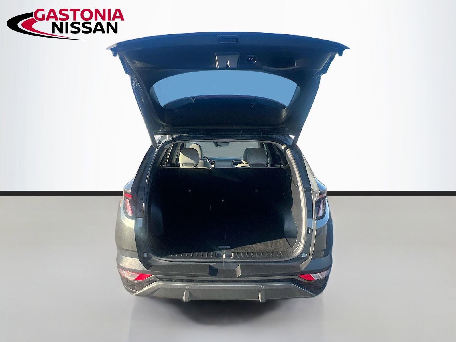 Used 2023 Hyundai Tucson Limited image 36