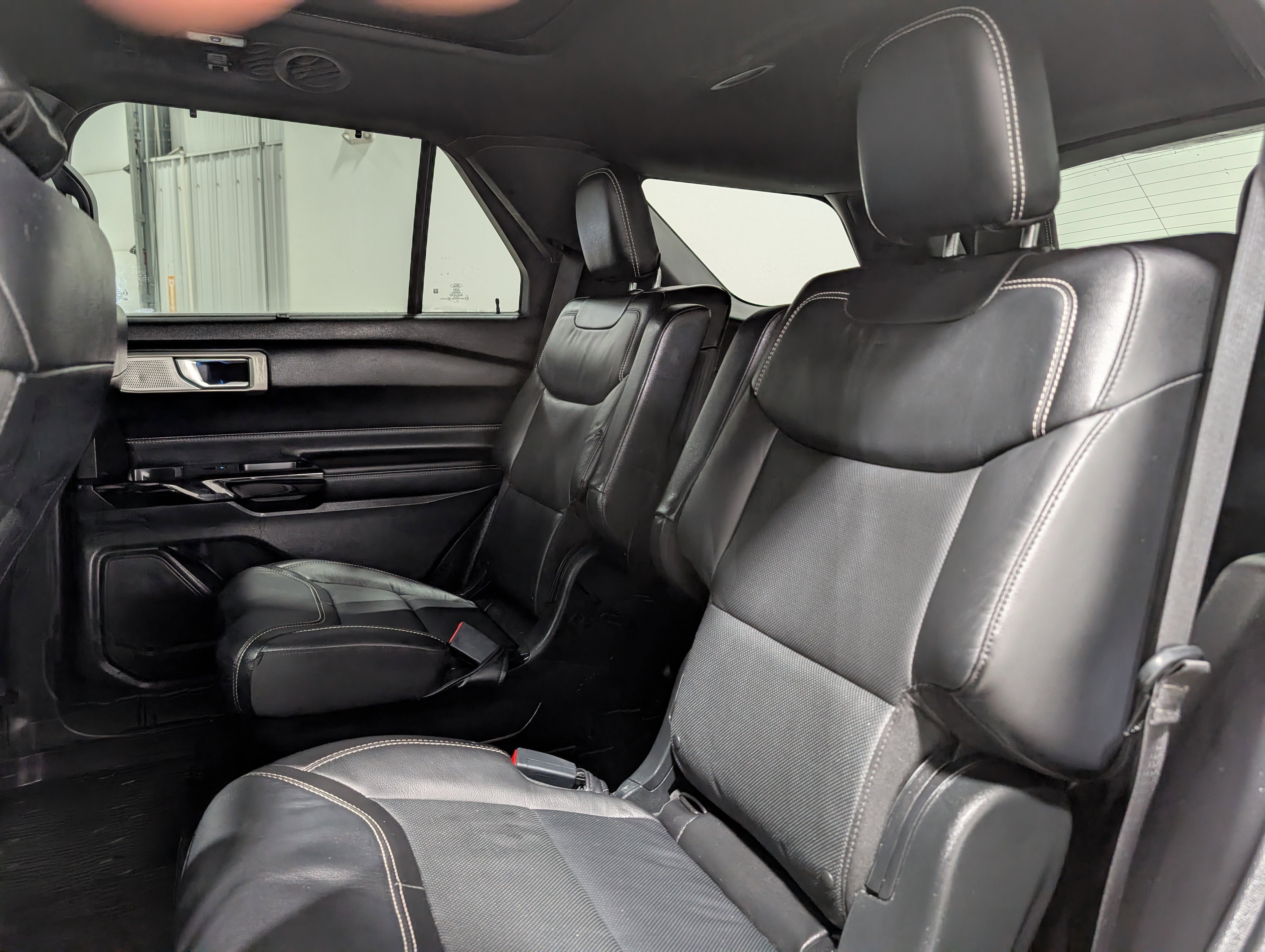 Used 2021 Ford Explorer ST w/ ST Street Pack image 15