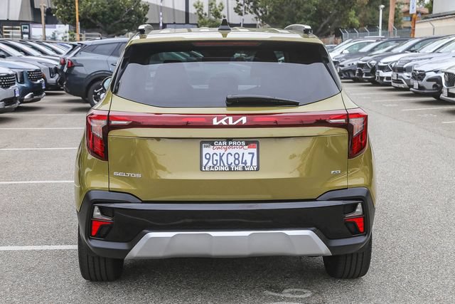 Certified 2024 Kia Seltos SX w/ SX Sunroof Package AWD/4WD image 9