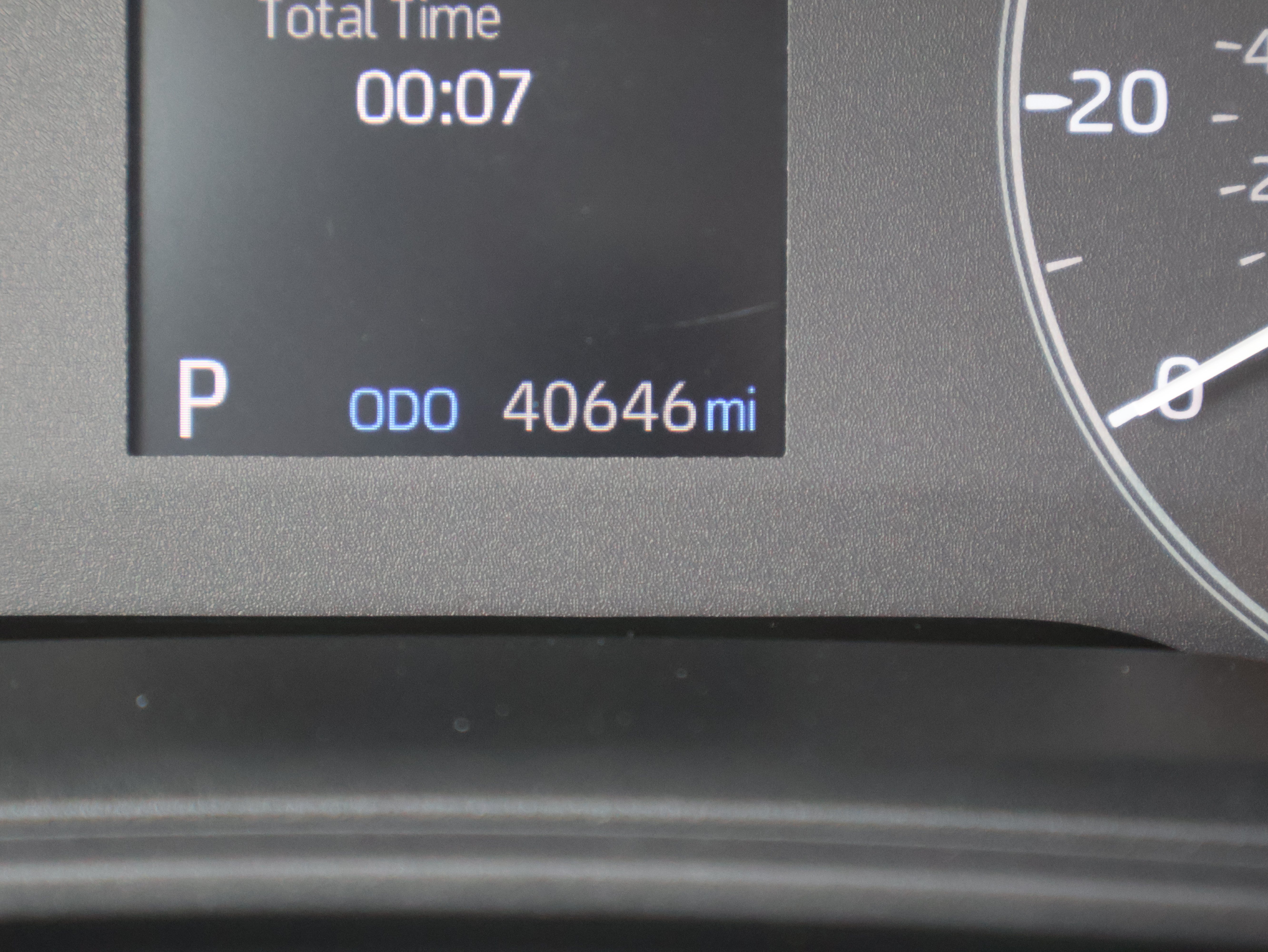 Used 2025 Toyota Corolla LE FWD image 32