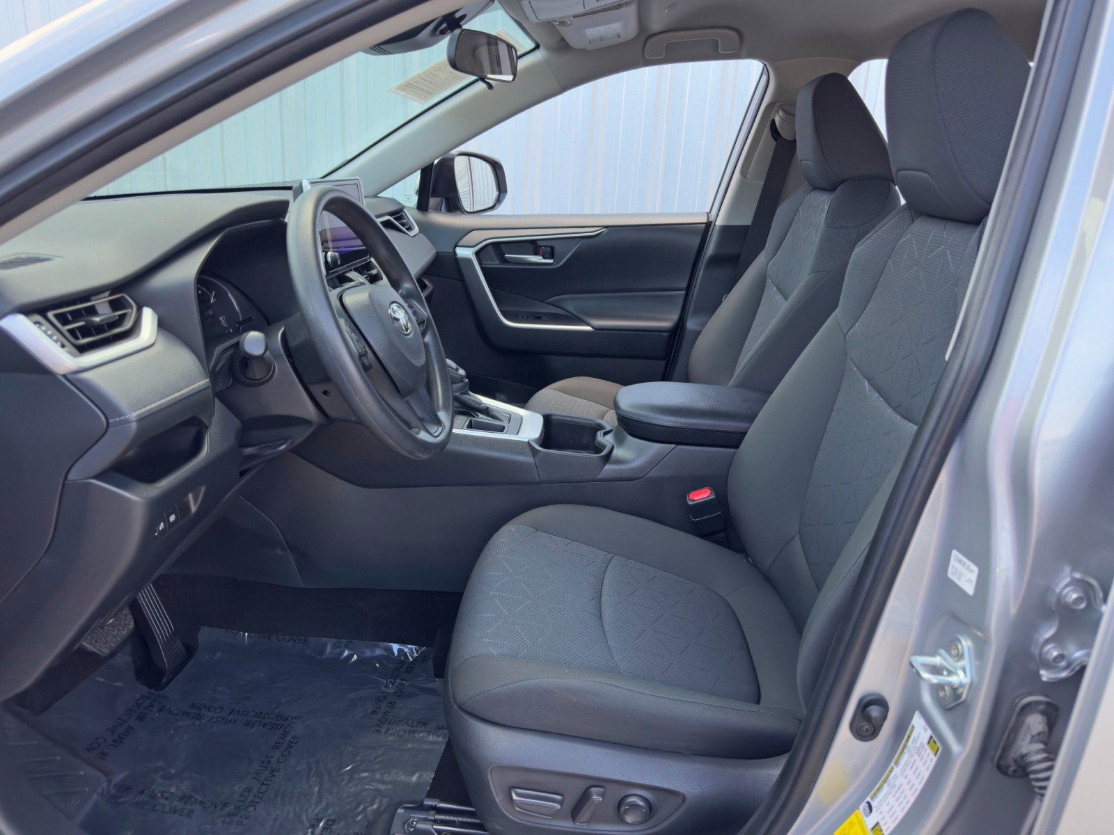 Used 2024 Toyota RAV4 XLE image 14