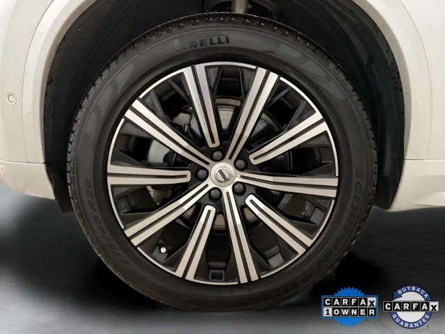 Used 2025 Volvo XC90 B6 Plus image 31