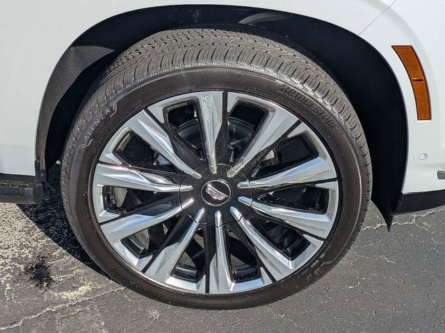 New 2026 Cadillac Escalade Luxury w/ Touring Package AWD/4WD image 10