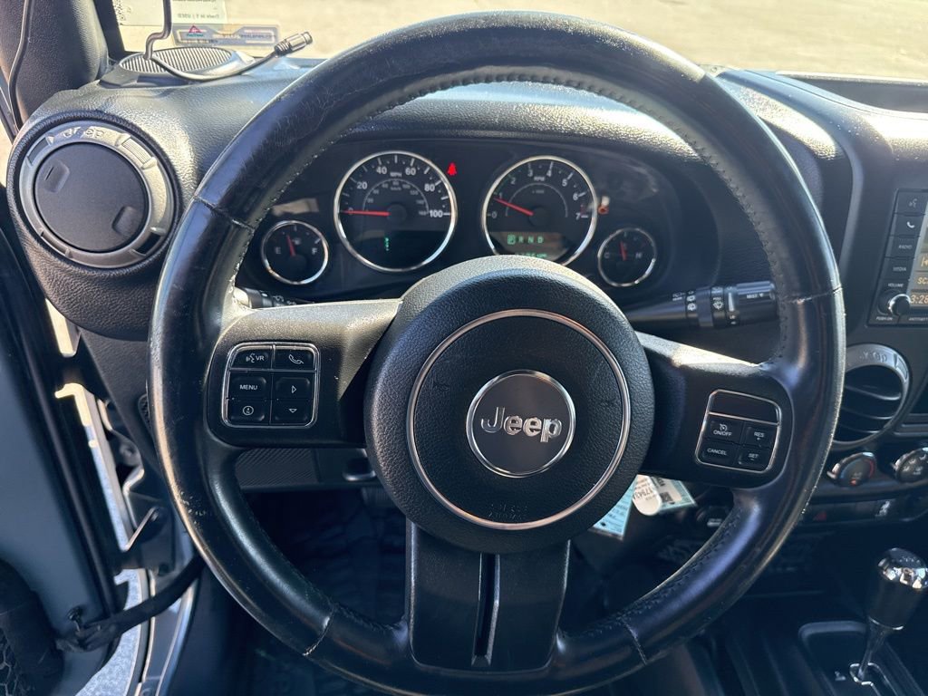 Used 2015 Jeep Wrangler Unlimited Willys image 13