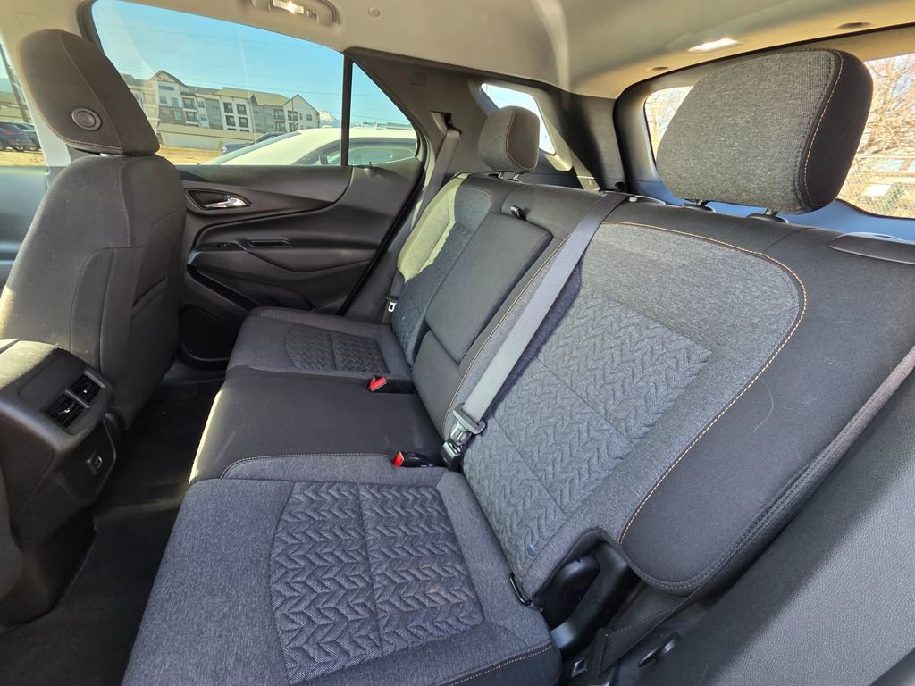 Used 2023 Chevrolet Equinox LT AWD/4WD image 17