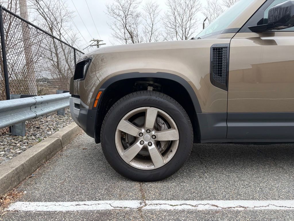 Certified 2025 Land Rover Defender 110 S image 9