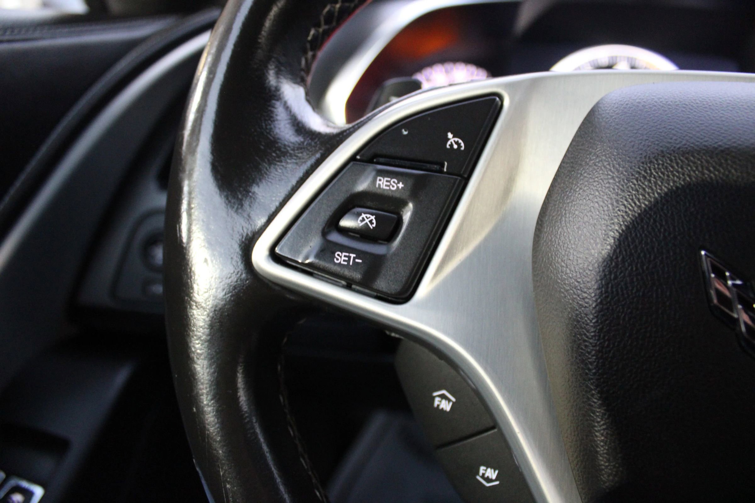 Used 2015 Chevrolet Corvette Stingray Coupe 2D image 8