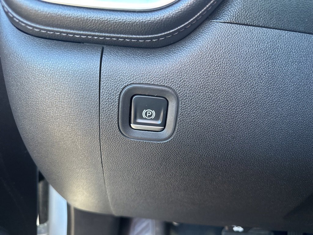 Used 2019 Chevrolet Silverado 1500 LT w/ All-Star Edition image 12