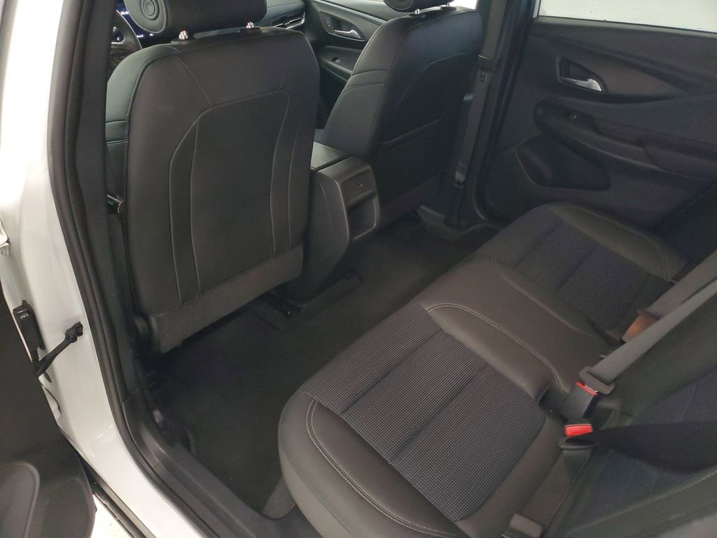 Used 2025 Buick Envista Preferred image 14