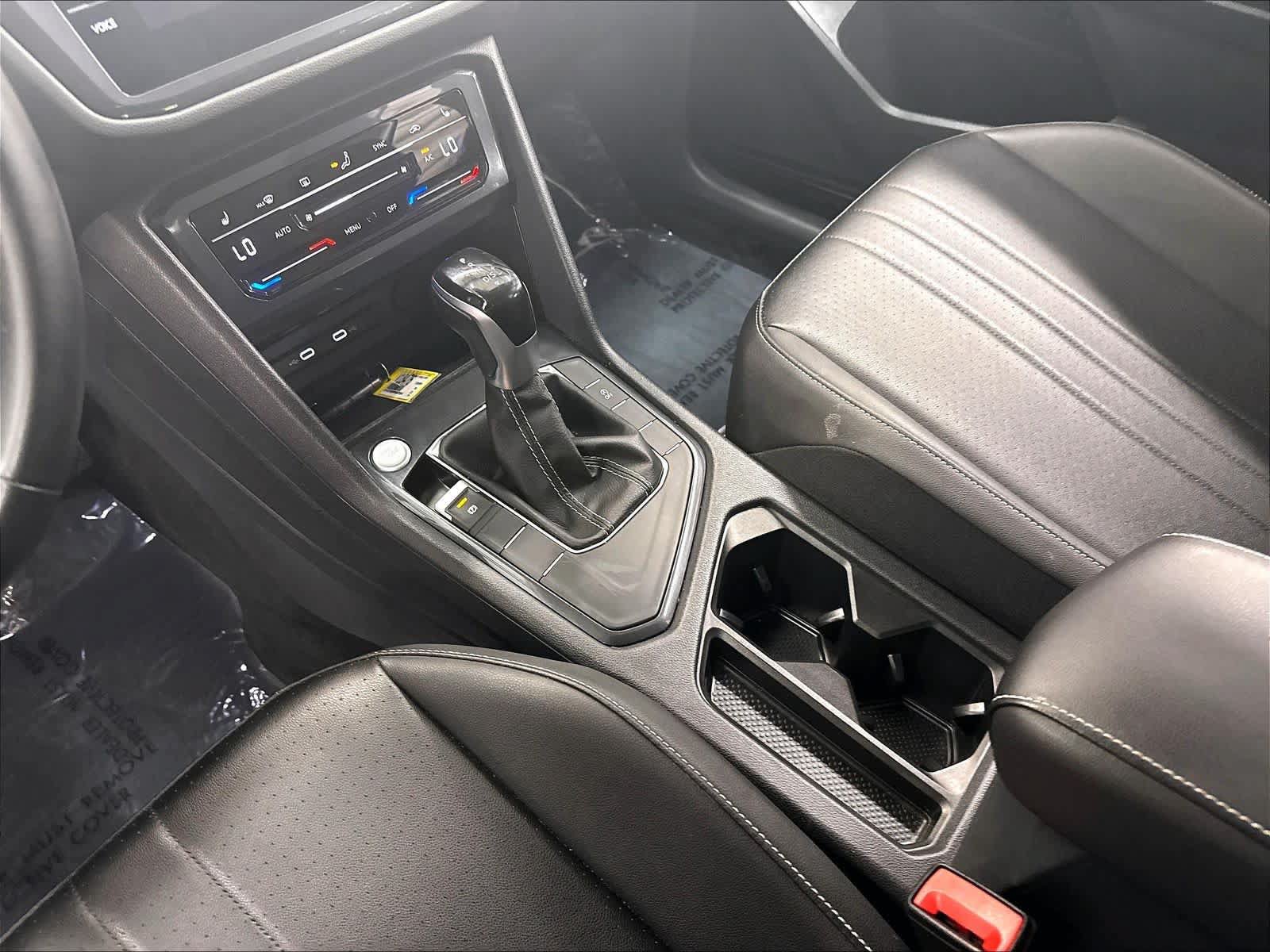 Used 2023 Volkswagen Tiguan SE FWD image 21