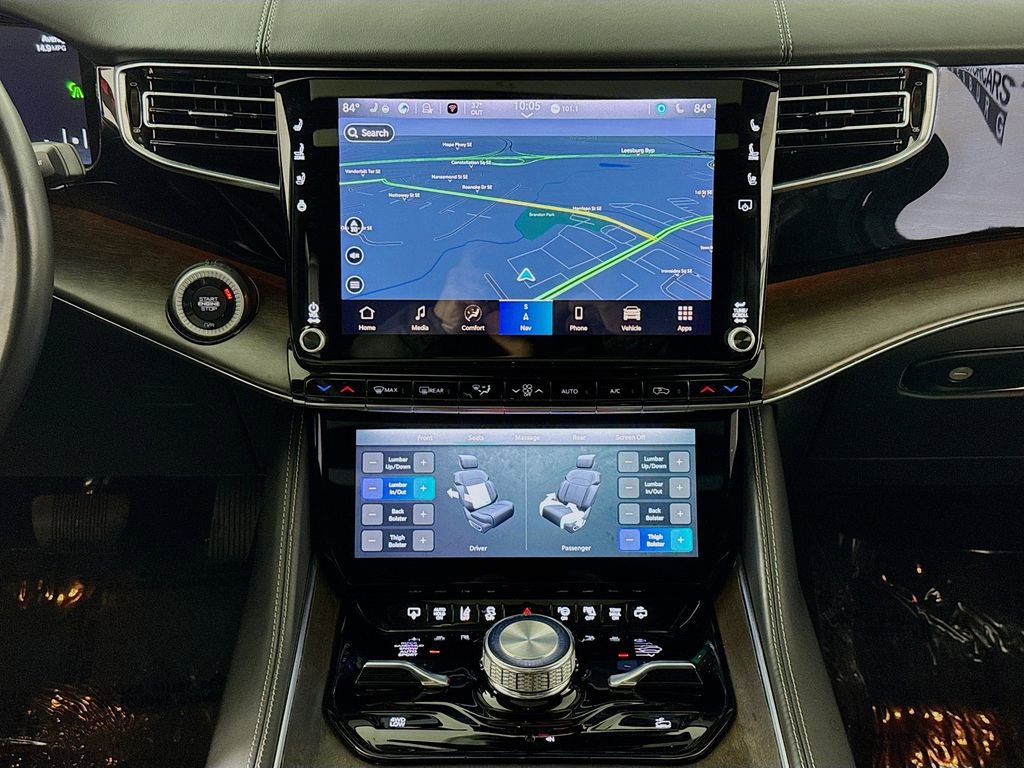 Used 2022 Jeep Grand Wagoneer Series II w/ Convenience Group III image 13