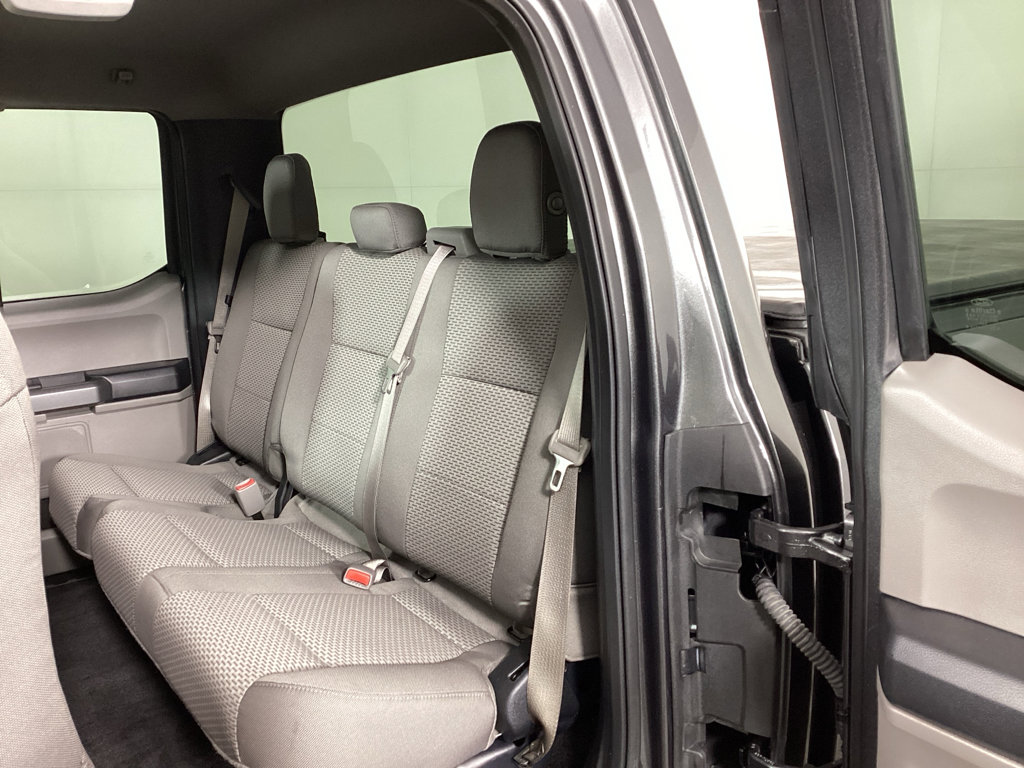 Used 2016 Ford F150 XLT image 12