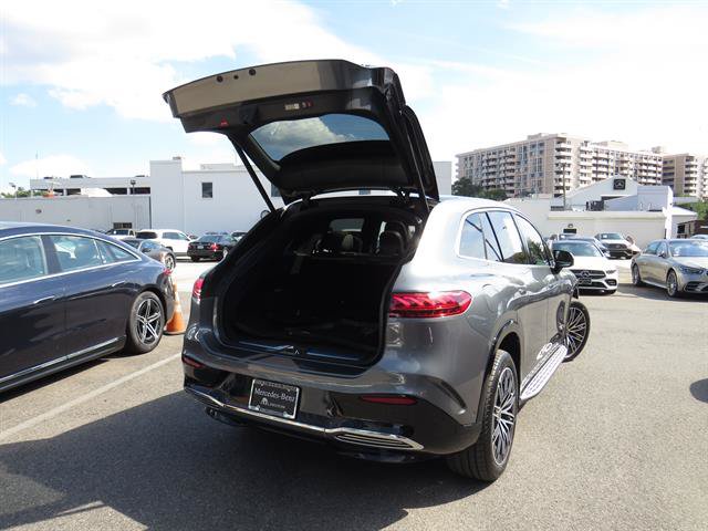Used 2023 Mercedes-Benz EQS 580 4MATIC SUV image 34