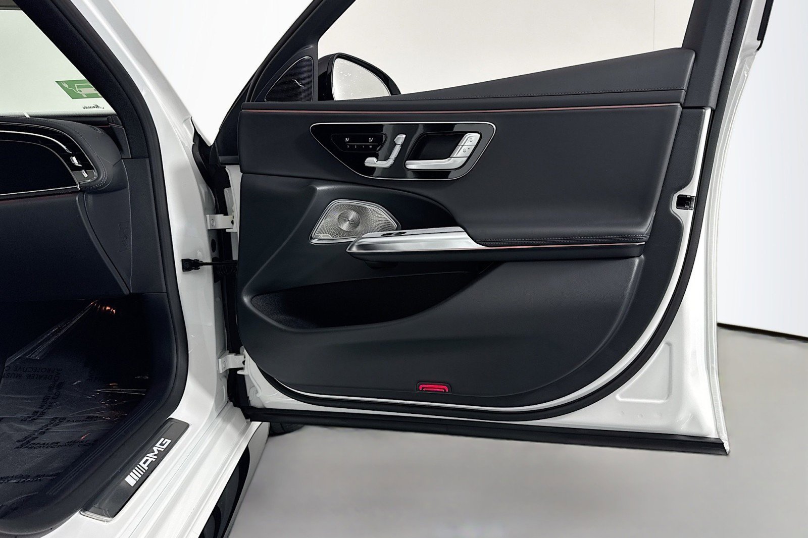 New 2026 Mercedes-Benz E 53 AMG e 4MATIC Sedan image 23