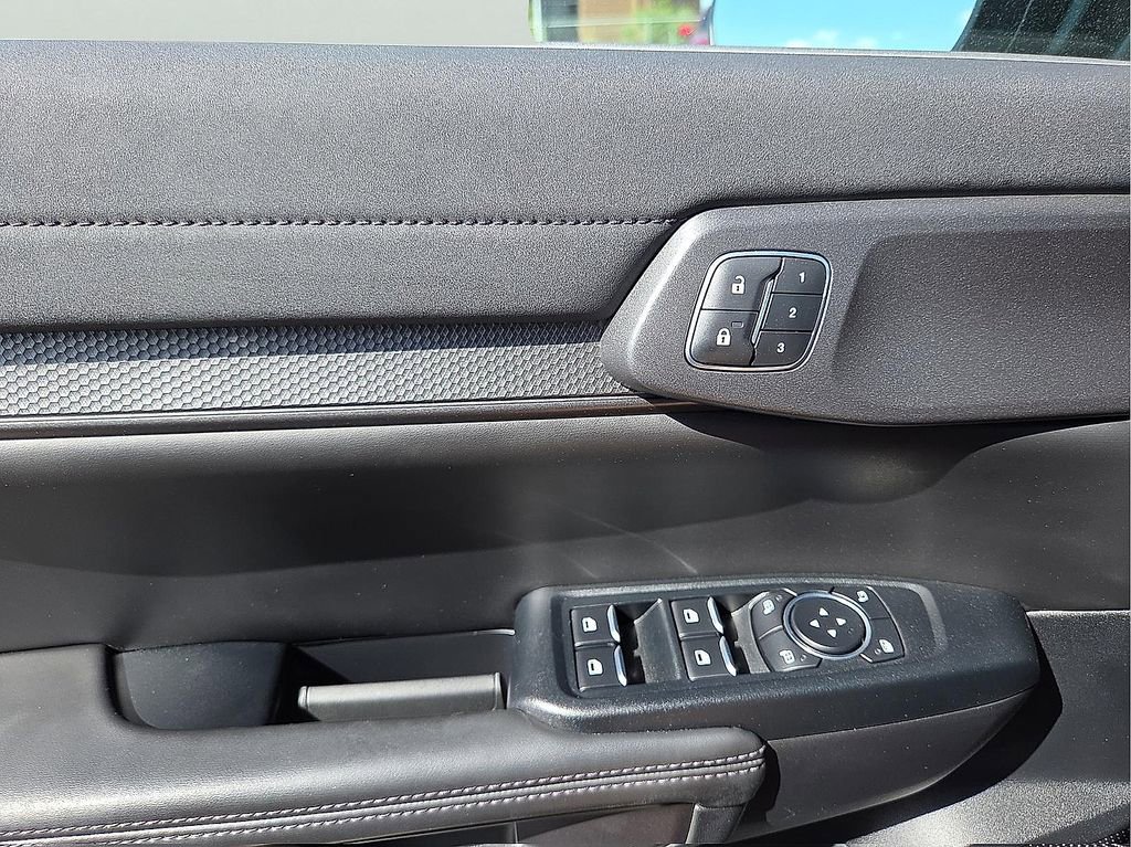 Used 2025 Ford Ranger Raptor image 16