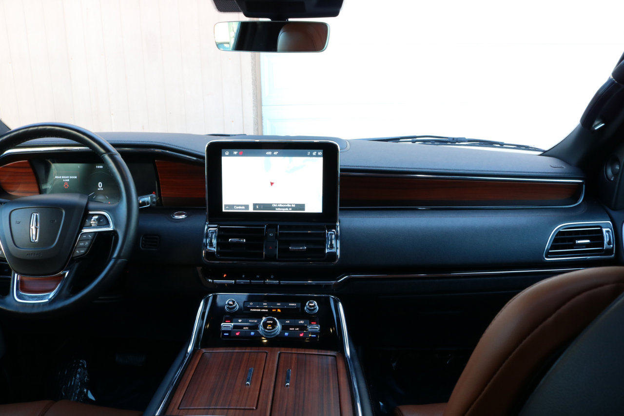 Used 2020 Lincoln Navigator L Reserve w/ Luxury Package image 53