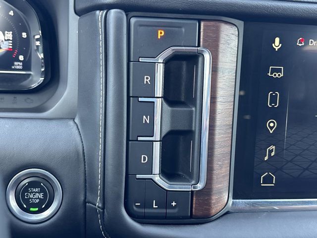Used 2023 GMC Yukon Denali Ultimate image 38